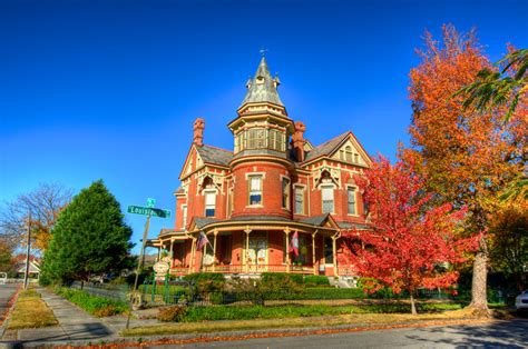 50 Finest Victorian Mansions And House Designs In The World Photos