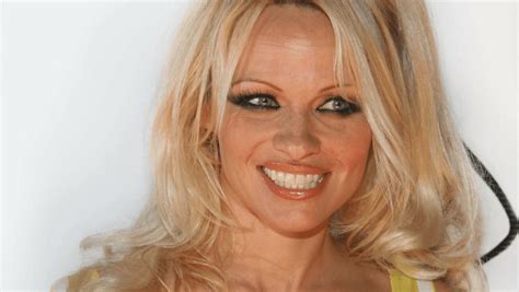 Gwiazda Lat Pamela Anderson Pokaza A Si Bez Makija U Jak Wygl Da