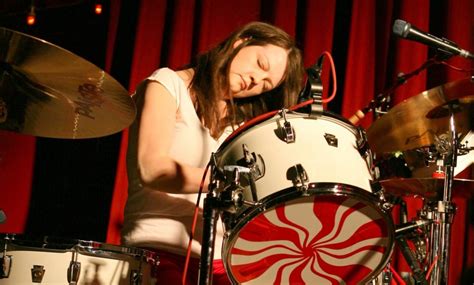 Meg White Era Todo Lo Que The White Stripes Necesitaba Rolling Stone En Español