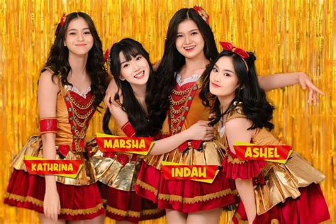 KATHRINA MARSHA INDAH ASHEL Di 2024 Orang Cantik Penyimpanan Foto