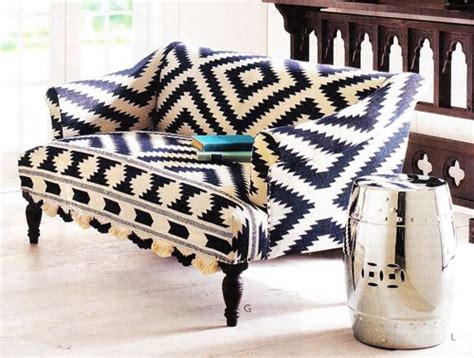 Bold Patterned Fabric Sofas For A House Fabric Sofa Sofa Modern