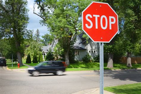 How Close Can I Park To A Stop Sign Answered Parking Logic