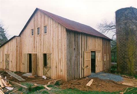 Restoring an old barn... part 5 - Handmade Houses with Noah Bradley