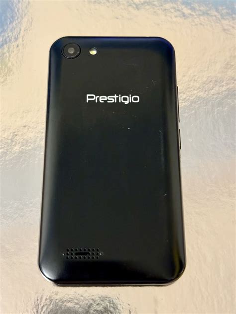 Смартфон Prestigio Wize R3 PSP3423 DUO: 570 грн. - Мобільні телефони ...