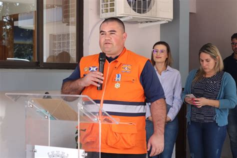 Defesa Civil de Campo Largo recebe novo veículo e Corpo de Bombeiros