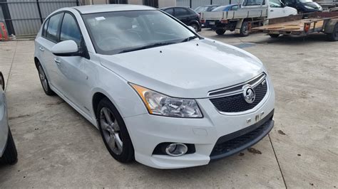 Holden Cruze Jh Upper Glove Box Mmm Auto Centre