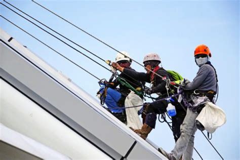 Top 5 Best Ironworker Safety Harnesses for Construction (2024)