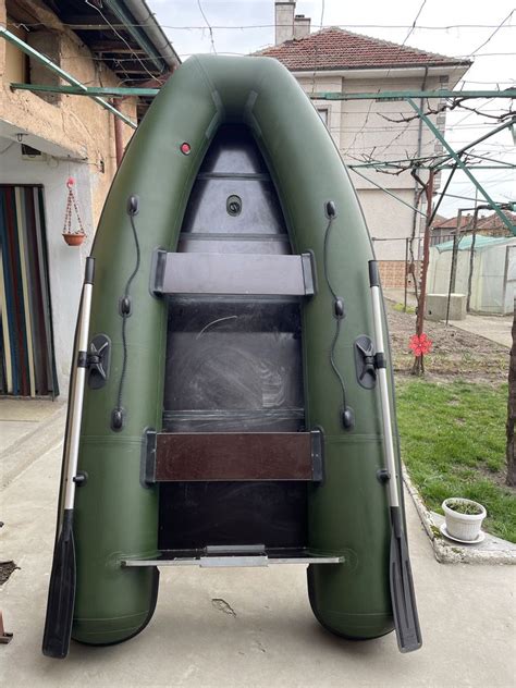Лодка Фрегат 2.80м с. Овощник • OLX.bg