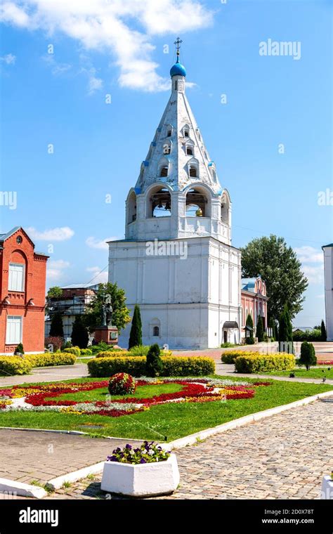 Iglesia Del Icono De La Madre De Dios Tikhvin En El Kremlin De Kolomna