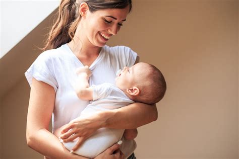 Comment bien porter votre bébé 4 positions du bien être