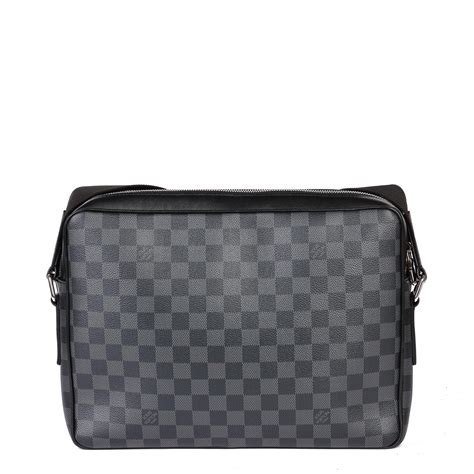 Louis Vuitton Damier Graphite Trocadero Messenger Pm For Sale At Stdibs