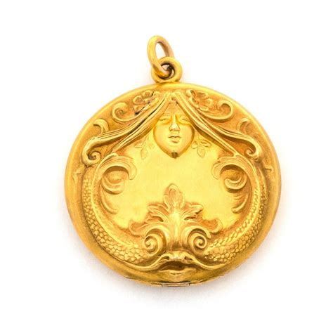 serpentine lady locket luna stella