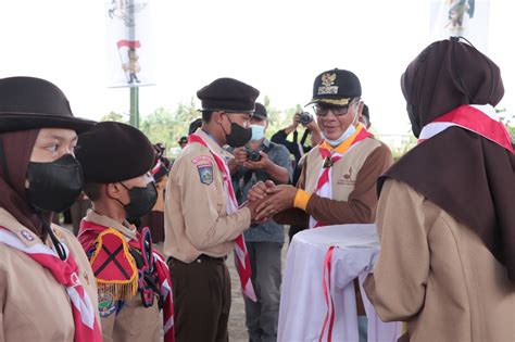 Buka Perkemahan Pramuka Santri Bupati Harap Kegiatan Ini Dapat