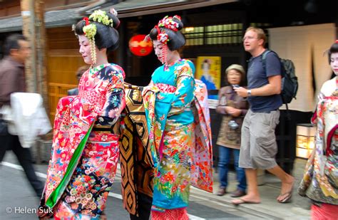 geisha in gion japan - Not Without My Passport