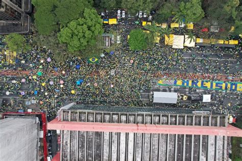 Manifesta O A Favor De Bolsonaro Na Avenida Paulista Reuniu Mil