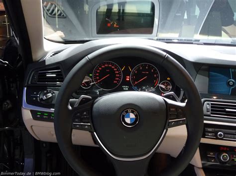 BMW 5 Series Premiere: Interior Design