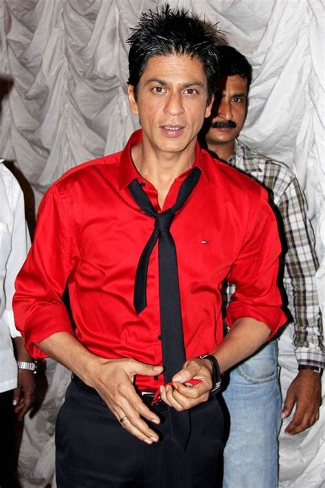 Bollywood Press: Shah Rukh Khan Spic Hair Style