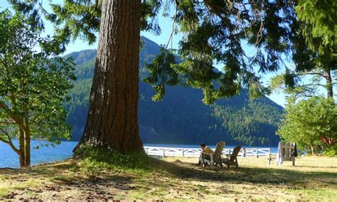 Lake Crescent Lodge & Cabins, Olympic National Park - AllTrips
