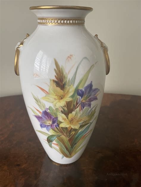 Antiques Atlas A Royal Worcester Vase