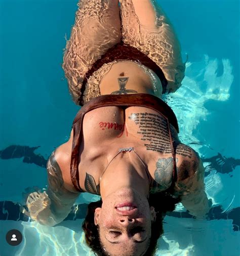 Fine Ass Women ShesFreaky