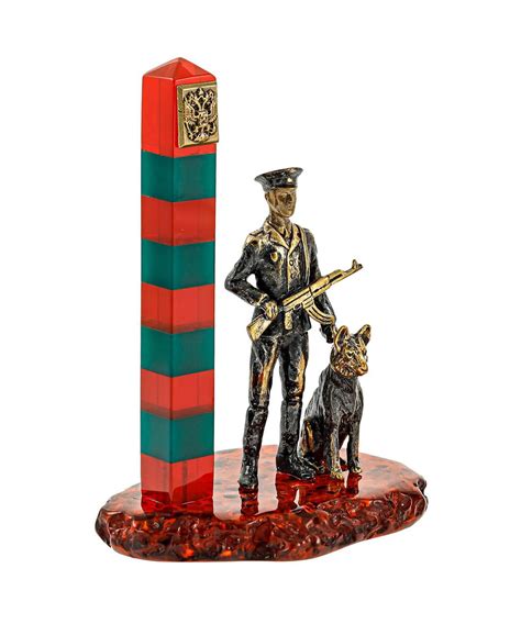 Пограничник 341 – фигурка-сувенир из янтаря и латуни, купить оптом