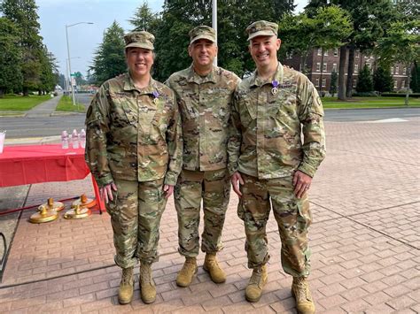 Us Army Reserve Soldiers Receive Purple Heart Us Army Reserve