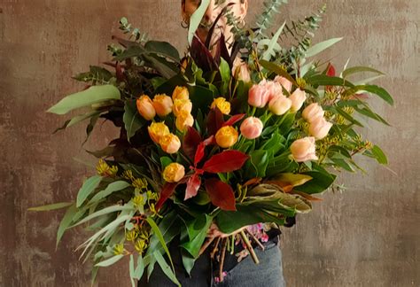 Buds And Bowers Fresh Flowers And Plant Delivery In Sydney