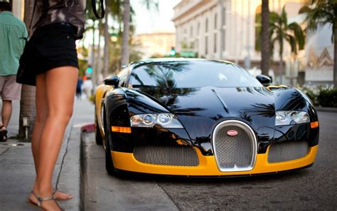 Bumblebee Bugatti Veyron Always Sits Outside Of The Most Expensive