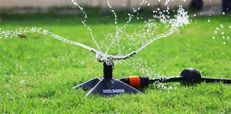 Different Types of Sprinkler for Lawn and Garden - GearsMag