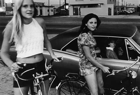 Fabulous Photographs Of Cruising Van Nuys Boulevard In 1972 Flashbak