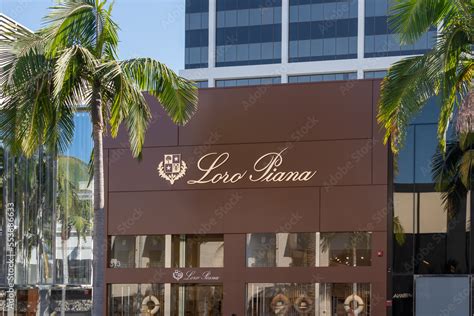 Beverly Hills Ca Usa July A Loro Piana Store In Beverly