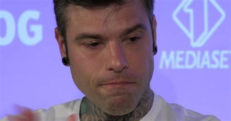 Fedez Dimesso Dallospedale Le Prime Parole E Un Ringraziamento Speciale