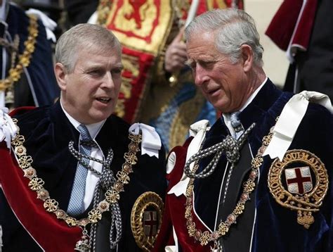 El Rey Carlos Iii Echa Del Palacio De Buckingham Al Príncipe Andrés Duque De York Proceso