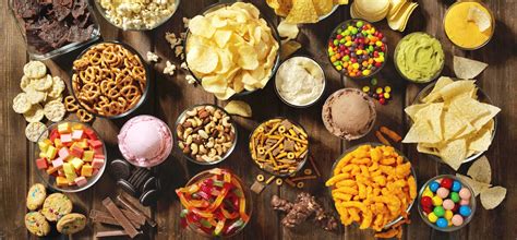dietitian explains   food cravings  hum nutrition blog