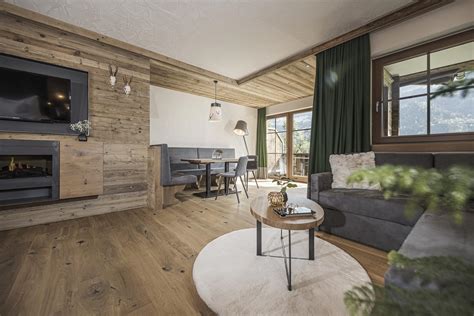 Aparthotel Stacherhof Zillertal Fügen Kaltenbach Avstrija