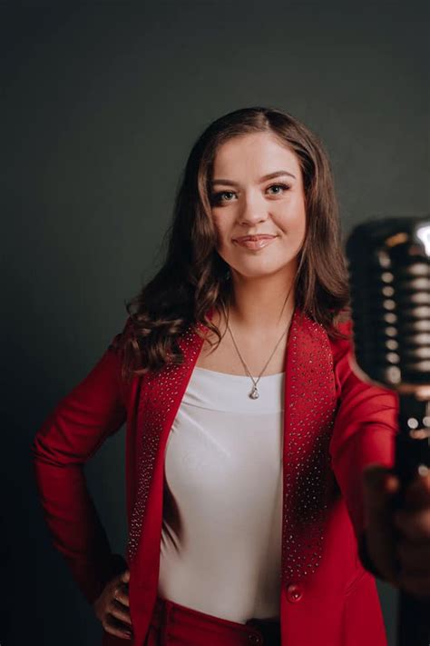 Official Website of Irish Country Music Star AISHLING RAFFERTY - Glór