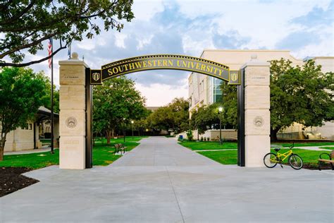 Southwestern University – Colleges That Change Lives