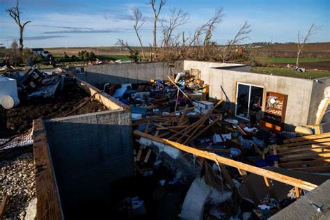 Minden Iowa Tornado Shuts Down City Homes Destroyed