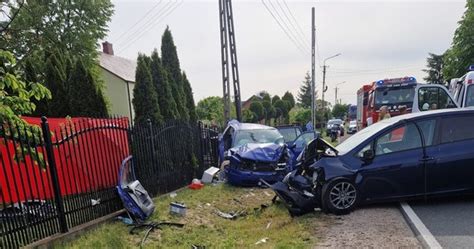 Tragiczny Wypadek Podczas Wyprzedzania Zgin A Letnia Pasa Erka