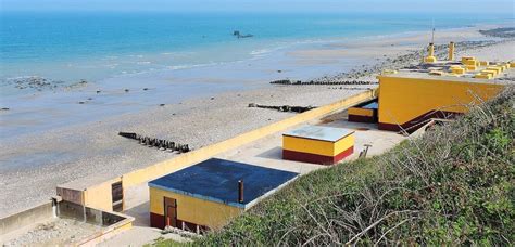 Octeville Sur Mer Sur L Ancienne Base De L Otan La Nature A Repris