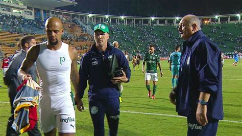 Felipão proíbe jogadores do Palmeiras de darem entrevista no gramado