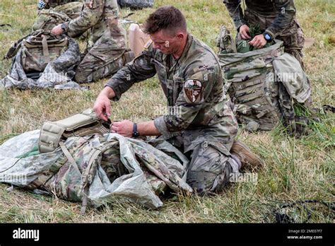 Sgt Zachary Kleinfelder Of The 278th Armored Calvary Regiment In The