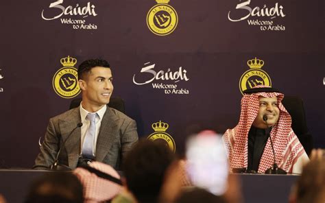 Así Se Vivió La Presentación De Cristiano Ronaldo Con El Al Nassr Video Aristegui Noticias