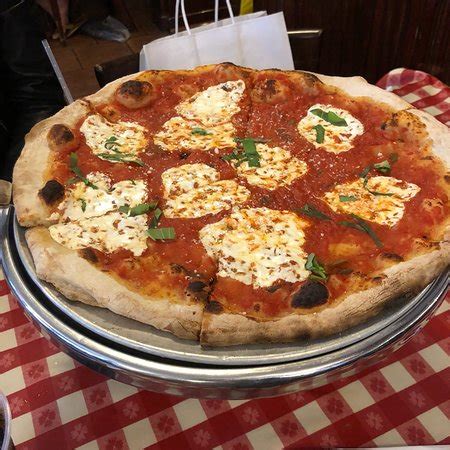 Lombardi's Pizza, New York City - Nolita - Menu, Prices & Restaurant ...