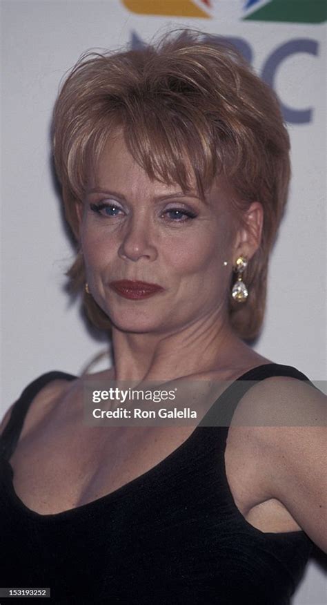 Julia Barr Attends 25th Annual Daytime Emmy Awards On May 15 1998 At News Photo Getty Images