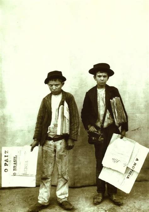 Meninos Vendedores De Jornais Rio De Janeiro Foto De Marc