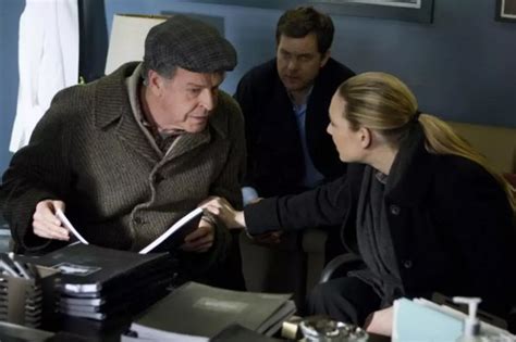 ‘Fringe’ Teases the Endgame, Releases Season Finale Clips