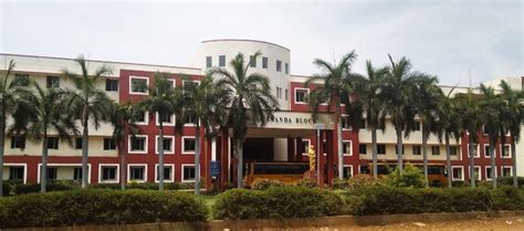 Velammal College Of Engineering And Technology