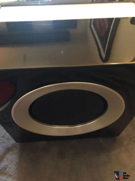 KEF R400B Subwoofer Photo #4082188 - US Audio Mart