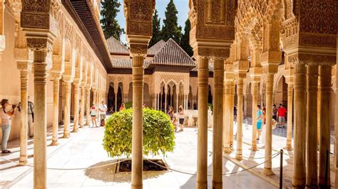 Granada Alhambra Ticket And Guided Tour With Nasrid Palaces New